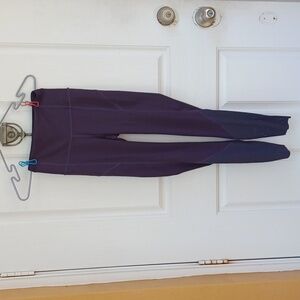 Lululemon Anew Tight Black Grape ankle length leggings Sz 2